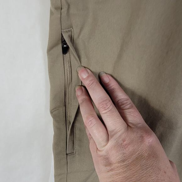 New Duluth Flex Ballroom khaki relaxed fit pants 40/30 Workwear Gusset Preppy - Picture 6 of 9